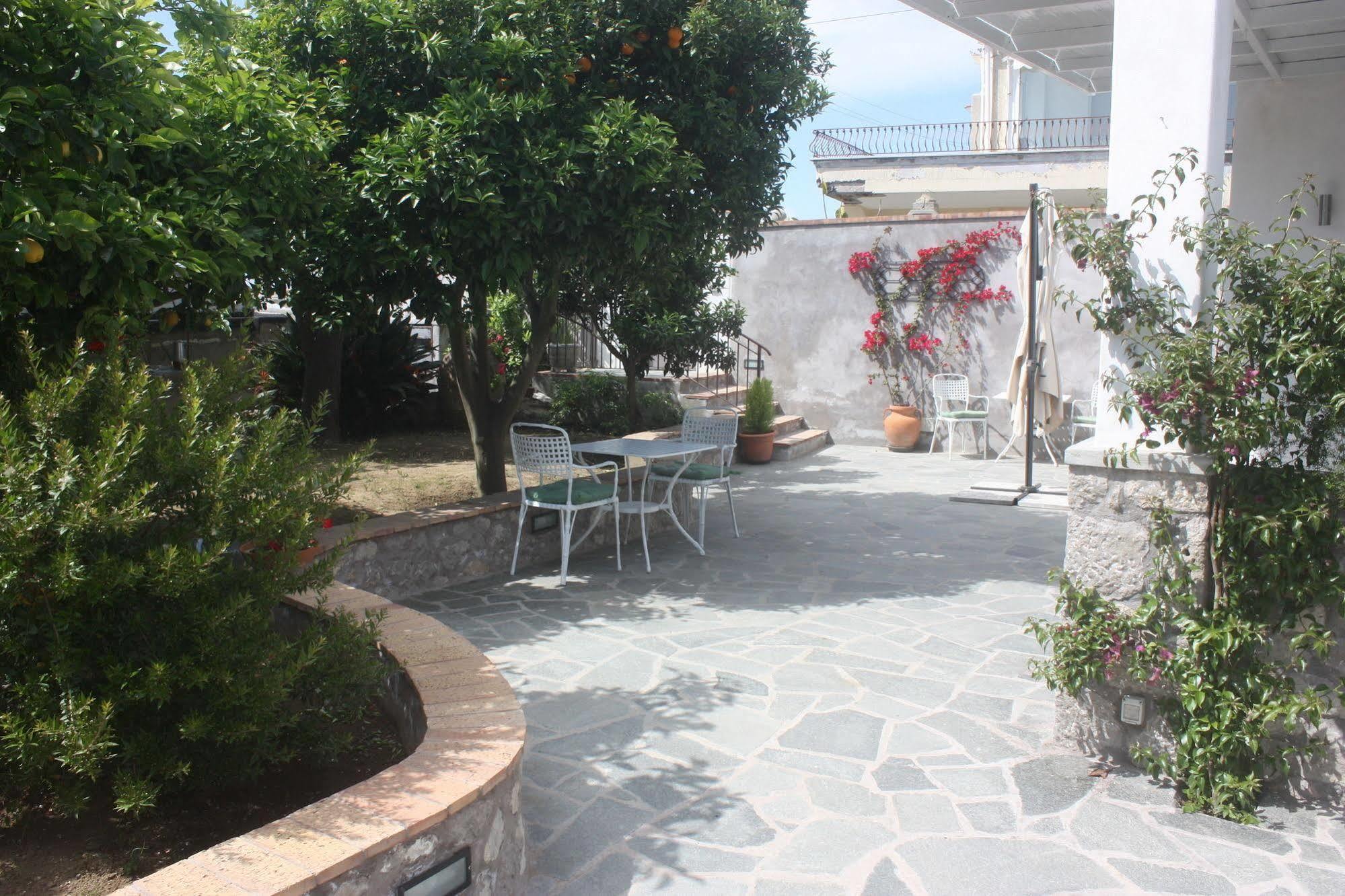B&B Casetta Minghitto Anacapri  Exteriör bild